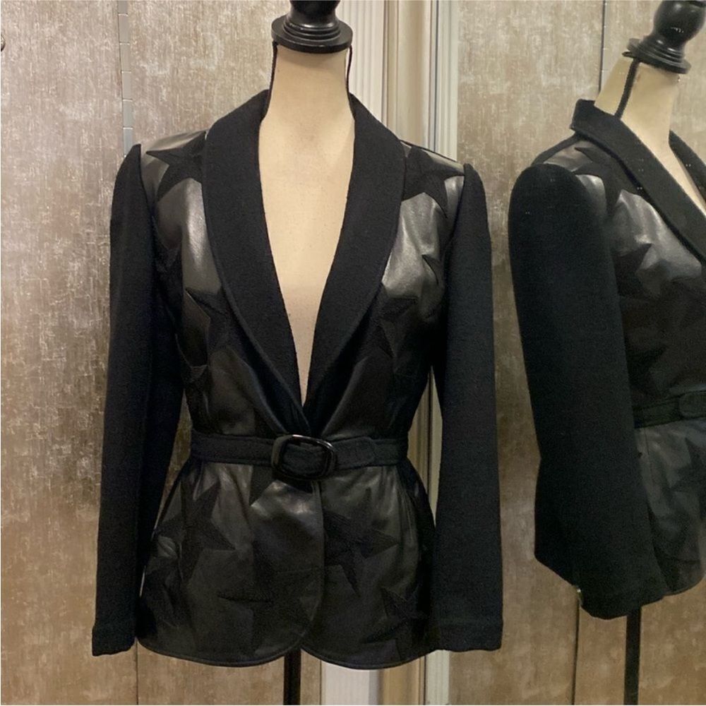 Valentino boutique Black leather Women's Blazer jacket with Belt, S